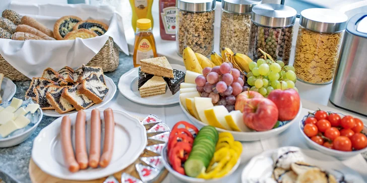 Relaxační pobyt uprostřed Jeseníků: pokoj Deluxe i chata jen pro vás, snídaně a wellness