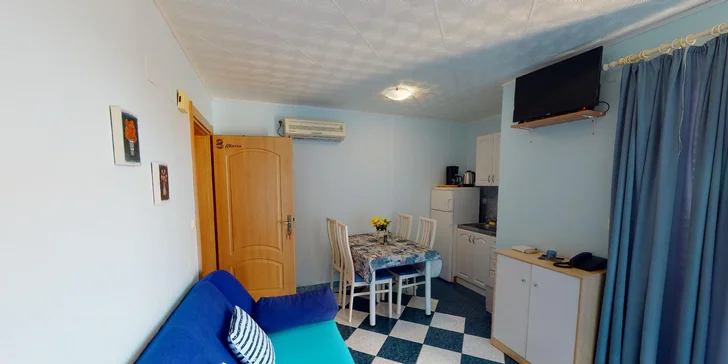 Dovolená v Chorvatsku: pobyt v apartmánu se snídaní v penzionu přímo na pláži