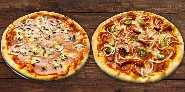 Hra laser game, jízda na simulátoru virtuální reality a pizza i nápoj