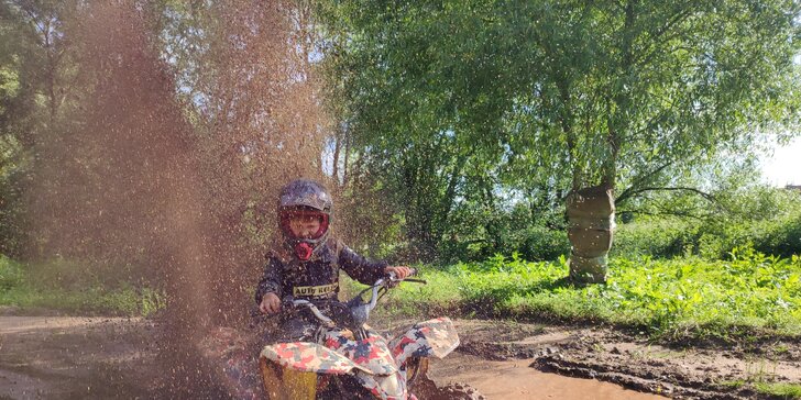 Adrenalinová jízda přírodou: jízda na čtyřkolce nebo motorce dle výběru