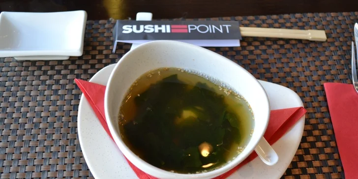 Sushi pro 2 osoby v Sushi Point Black Label Dejvice