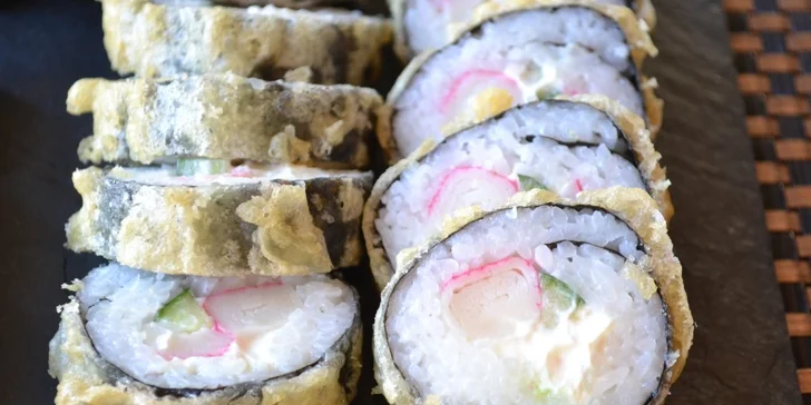 Sushi pro 2 osoby v Sushi Point Black Label Dejvice