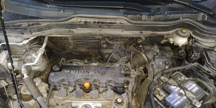 Auto jako nové: čištění interiéru i exteriéru, leštění oken a světel i péče o lak