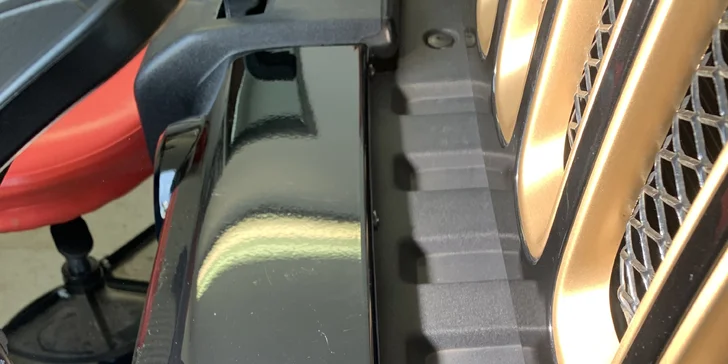 Auto jako nové: čištění interiéru i exteriéru, leštění oken a světel i péče o lak