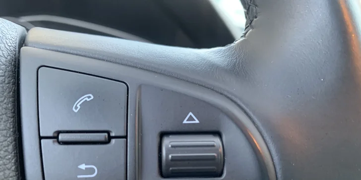 Auto jako nové: čištění interiéru i exteriéru, leštění oken a světel i péče o lak