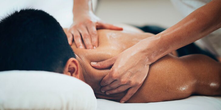 Hloubková masáž odstraňující bolesti zad a hlavy