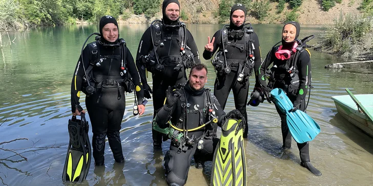 Naučte se potápět: kurz OWD pro 1 nebo 2, teorie i ponory v bazénu a volné vodě