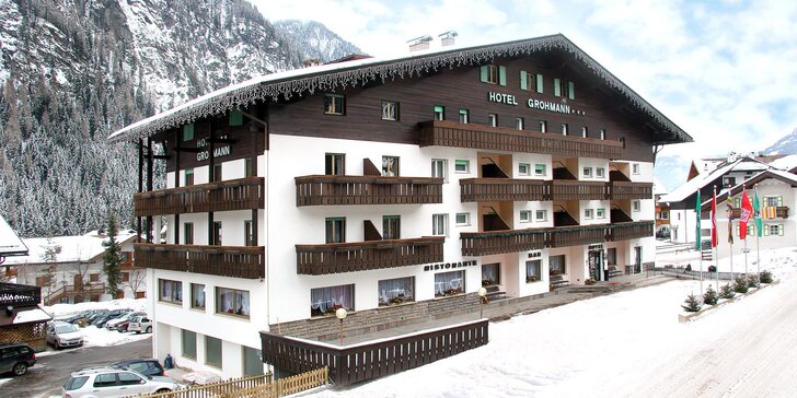 Zimní dovolená v italských Dolomitech: 3* hotel hned u sjezdovky, polopenze i skipas