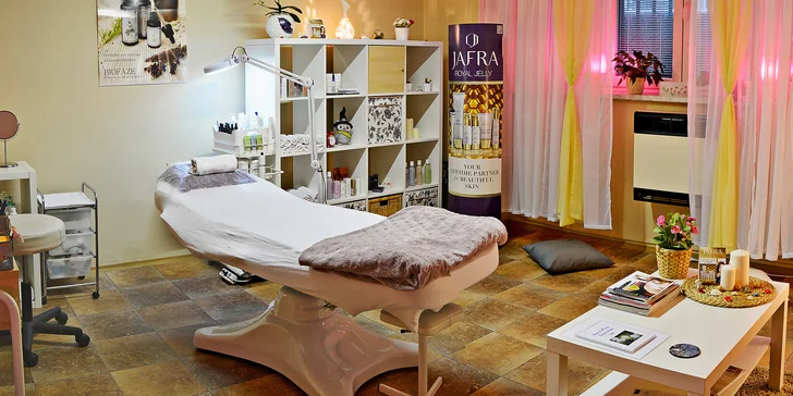 Luxusní ošetření pleti pro ženy 8 v 1: Perfektní vizáž bez chybičky se zábalem na ruce
