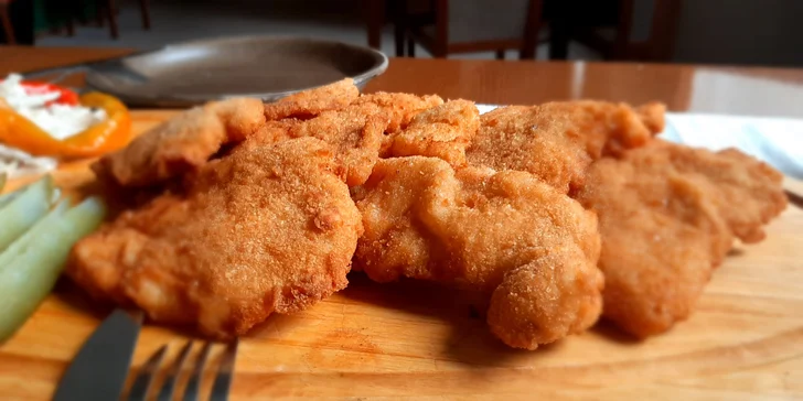 Řízečky z krkovice naložené v láku ze soli a česneku pro 1 či pro 2 osoby