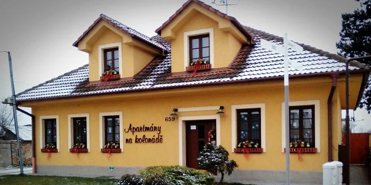 Apartmány v Lednici na lázeňské kolonádě s privátním wellness, vínem i snídaněmi