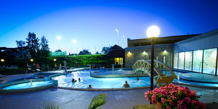 Relax u Balatonu s neomezeným wellness a polopenzí: 2 děti pobyt zdarma