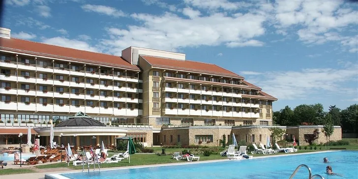 Relax u Balatonu s neomezeným wellness a polopenzí: 2 děti pobyt zdarma