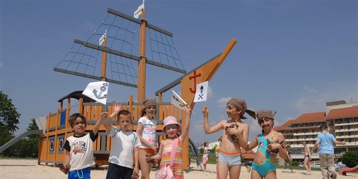 Relax u Balatonu s neomezeným wellness a polopenzí: 2 děti pobyt zdarma