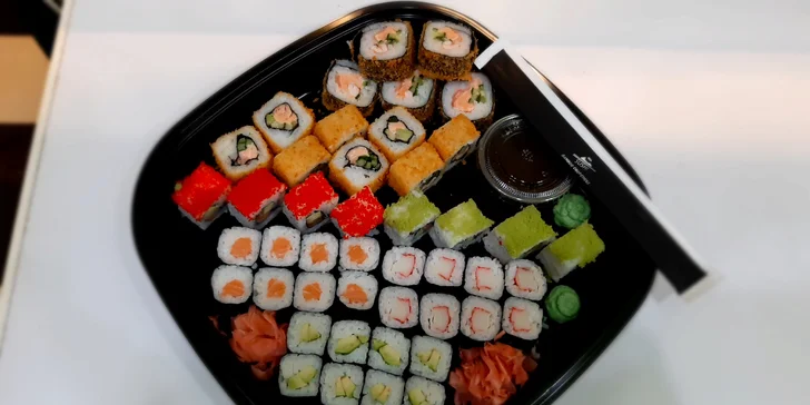 Dva vyladěné sushi sety kousek od centra Brna s možností odnosu s sebou