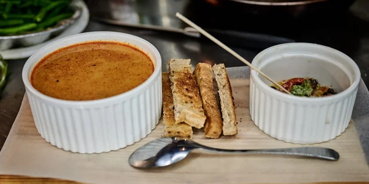 Degustační menu na šnečí farmě pro 2 osoby: grilovaní, uzení i wasabi šneci