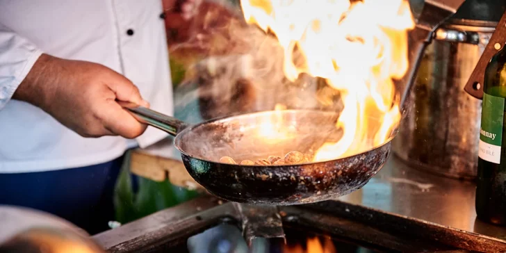 Šnečí degustační menu pro dva: ragú, zapečené filé, polévka i grilovaní šneci