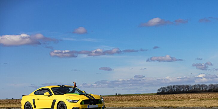 15–60 minut řízení Fordu Roush Mustang GT: 8válec se skokově větším výkonem téměř 500 koní