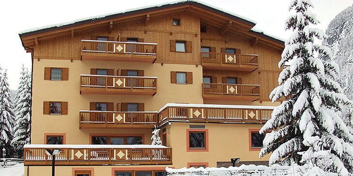 Lyžování v Itálii: 3* hotel u areálu Col Rodella s polopenzí i skipas Dolomiti Superski