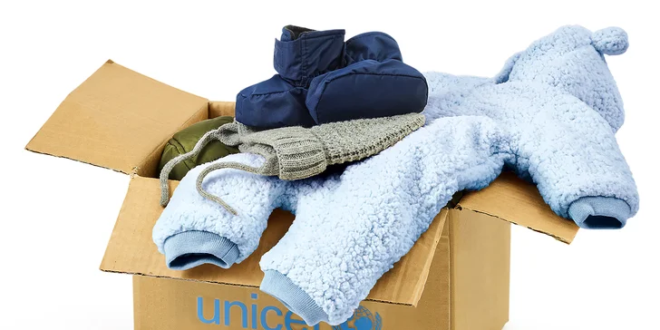 Vánoční dárek, který zachraňuje: podpořte UNICEF a darujte život, zdraví a naději