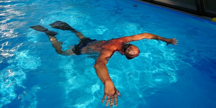 Terapie proti strachu z vody: odblokujte hrůzu z namočení hlavy, plavání nebo rovnou potápění