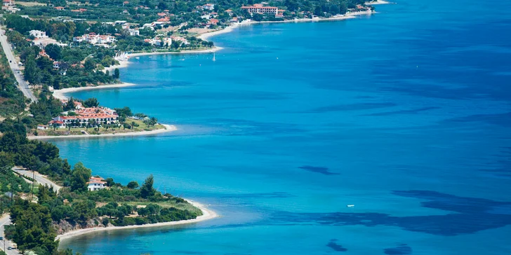 Krásná dvoupatrová vila až pro 6 osob na Chalkidiki. Bydlení u moře v naprostém soukromí