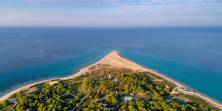 Krásná dvoupatrová vila pro 6 osob v Řecku na Chalkidiki. Bydlení u moře v naprostém soukromí