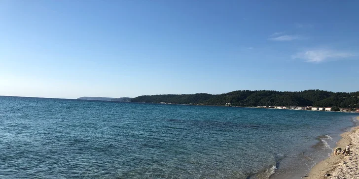 Krásná dvoupatrová vila pro 6 osob v Řecku na Chalkidiki. Bydlení u moře v naprostém soukromí