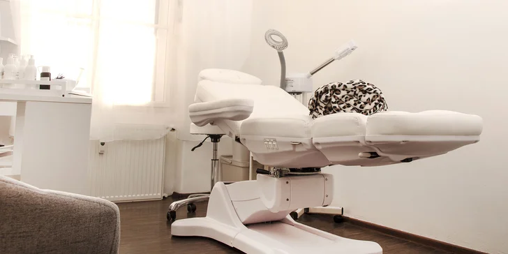 Krásné, výrazné a přirozené: natočení řas metodou Lash Lifting vč. barvení