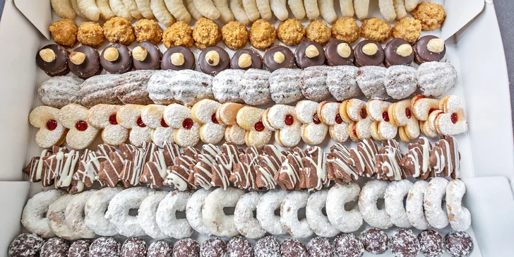 Štědrovečerní večeře z hotelu International: až 2 kg salátu, 1,5 kg cukroví i kapr a polévka