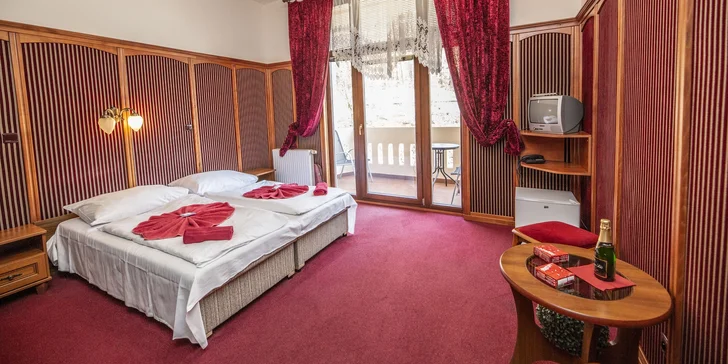 Lázeňský pobyt na kolonádě v Luhačovicích: relax s polopenzí a procedurami