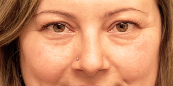 Výrazné obočí pudrovou metodou i permanentní make-up očních linek či rtů