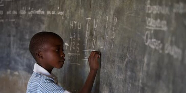 Vzděláním k lepší budoucnosti: podpořte s organizací ADRA děti v zemích postižených chudobou a katastrofami