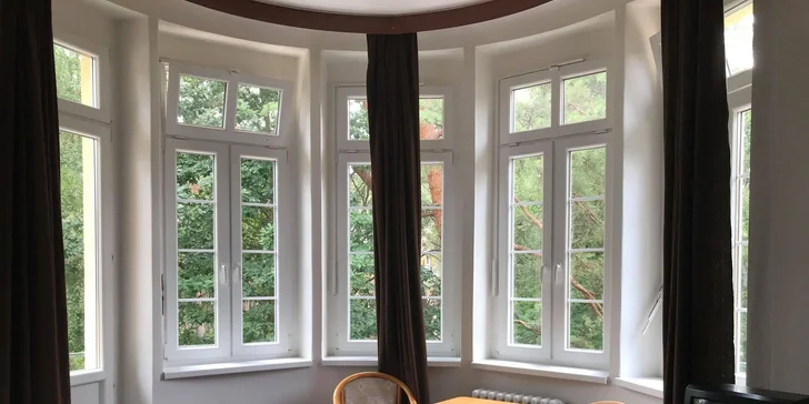 Jaro nebo podzim v hotelu u Máchova jezera s polopenzí i bazénem