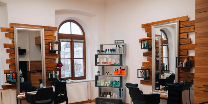 Kadeřnické balíčky pro všechny délky vlasů: střih, barvení a styling