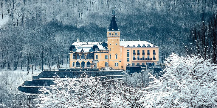 1–2 noci ve 4* zámeckém hotelu Větruše se snídaní a hodinou ve vířivce
