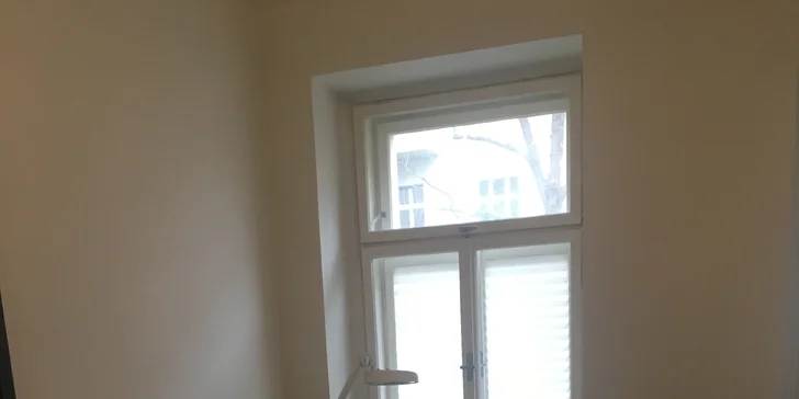 Oslnivý pohled díky lash liftingu vč. výživného séra