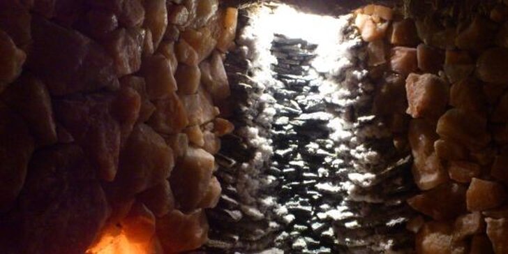 Solná jeskyně Krystalka - 2 vstupy pro dospělé + 2 děti zdarma