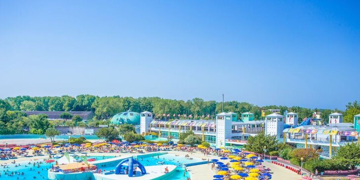 Rodinná dovolená u italského Jadranu: hotel 50 metrů od pláže, jídlo all inclusive a koupání v aquaparku