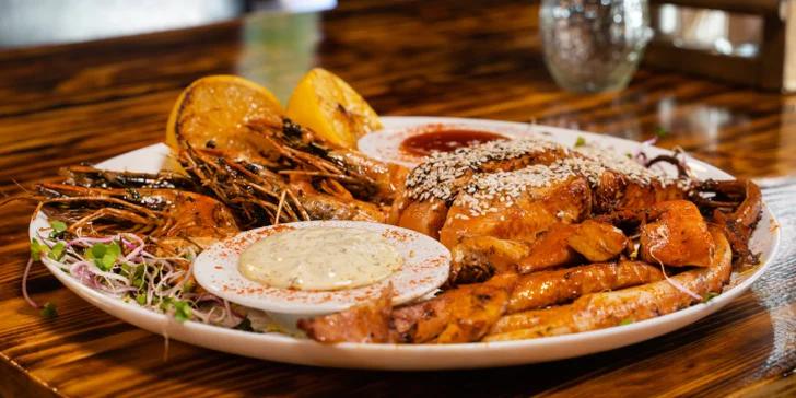 Degustace rybích specialit. Menu pro dvě osoby včetně dezertu, kávy a prosecca