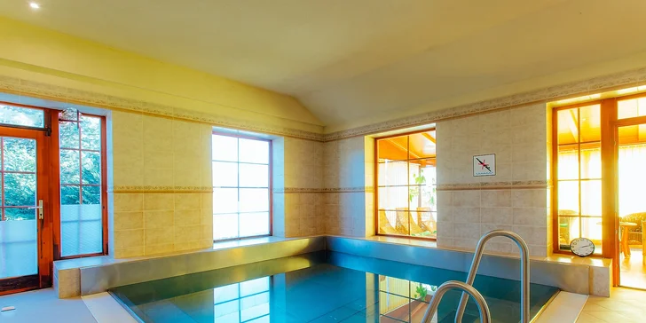 Pobyt v Liptovském Jánu s polopenzí, wellness i pronájmem tenisového kurtu