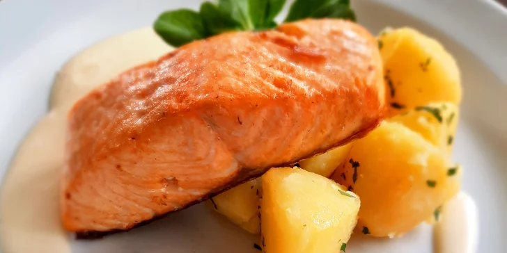 Lahodné 3chodové menu pro 2: restované krevety, steak z lososa a fondant