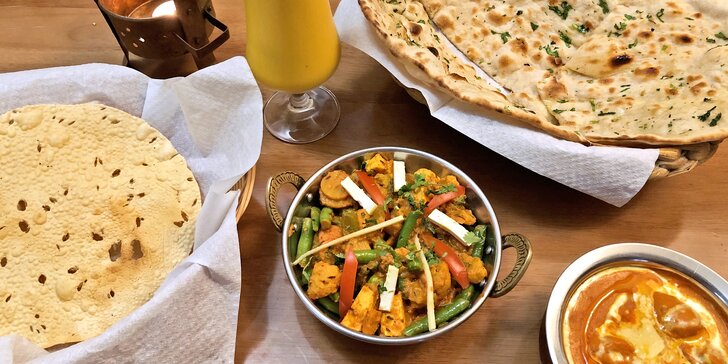 Indické menu pro 1 nebo 2 osoby: předkrm, masový nebo vegetariánský hlavní chod a lassi