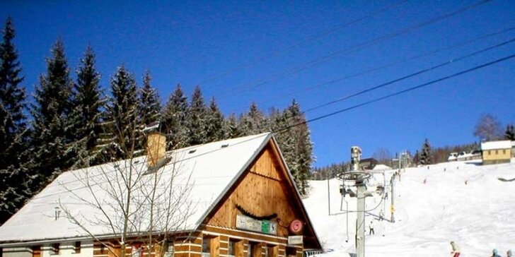 Zimní balíček v Jizerských horách s polopenzí, saunou a all inclusive nápoji