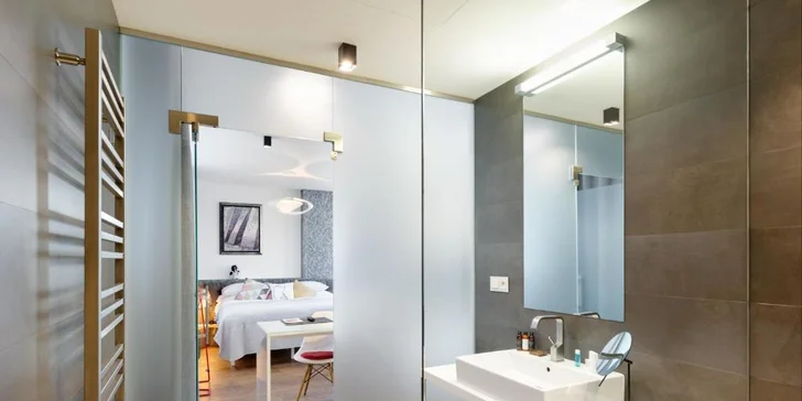 Ve dvou jako ve snu: pobyt v designovém hotelu na Novém Městě se snídaní i privátním wellness