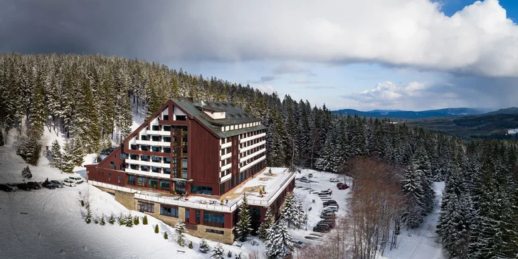 Nově zrekonstruovaný hotel v Železné Rudě: krásné interiéry, wellness a polopenze