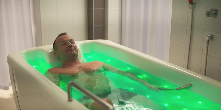 Relaxační pobyt v lázeňském domě Beethoven: snídaně nebo polopenze, vstup do Thermalia i procedury