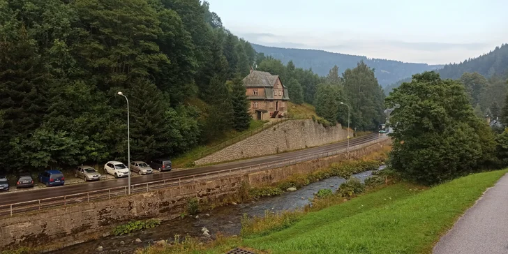 Aktivní pobyt s polopenzí v Peci pod Sněžkou: zimní lyžovačka nebo túry