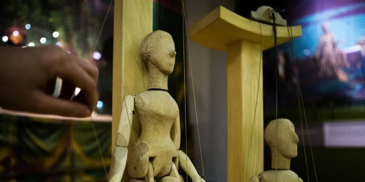 Vstup do Muzea loutkářských kultur – svět loutek českých i loutek Orientu