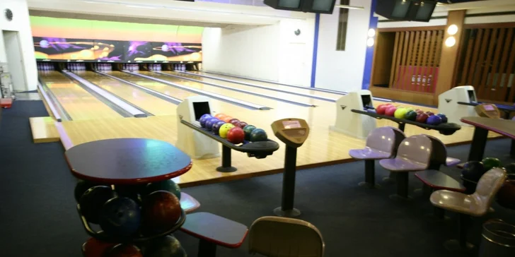 Hodina bowlingu + pivo v Bowle&Bowling